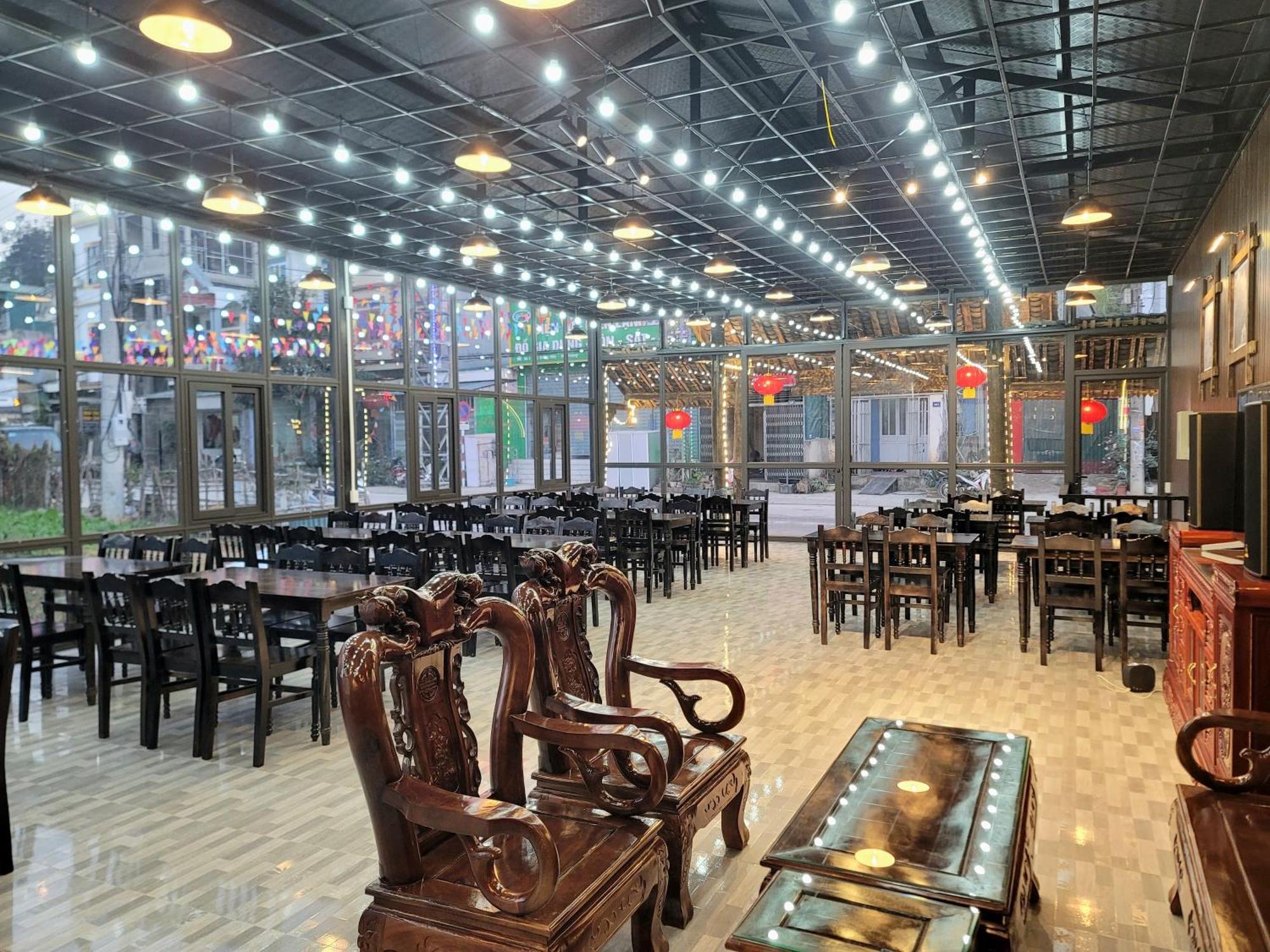 Van Anh Hotel - Restaurant Dong Van  Extérieur photo